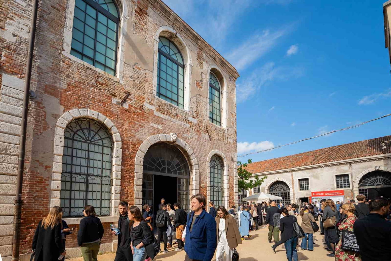 TRENDYOL SANAT, 15 NİSAN DÜNYA SANAT GÜNÜ’NÜ GENÇ VE BAĞIMSIZ SANATÇILARIN ÜRETİMİNİ DESTEKLEYİP...