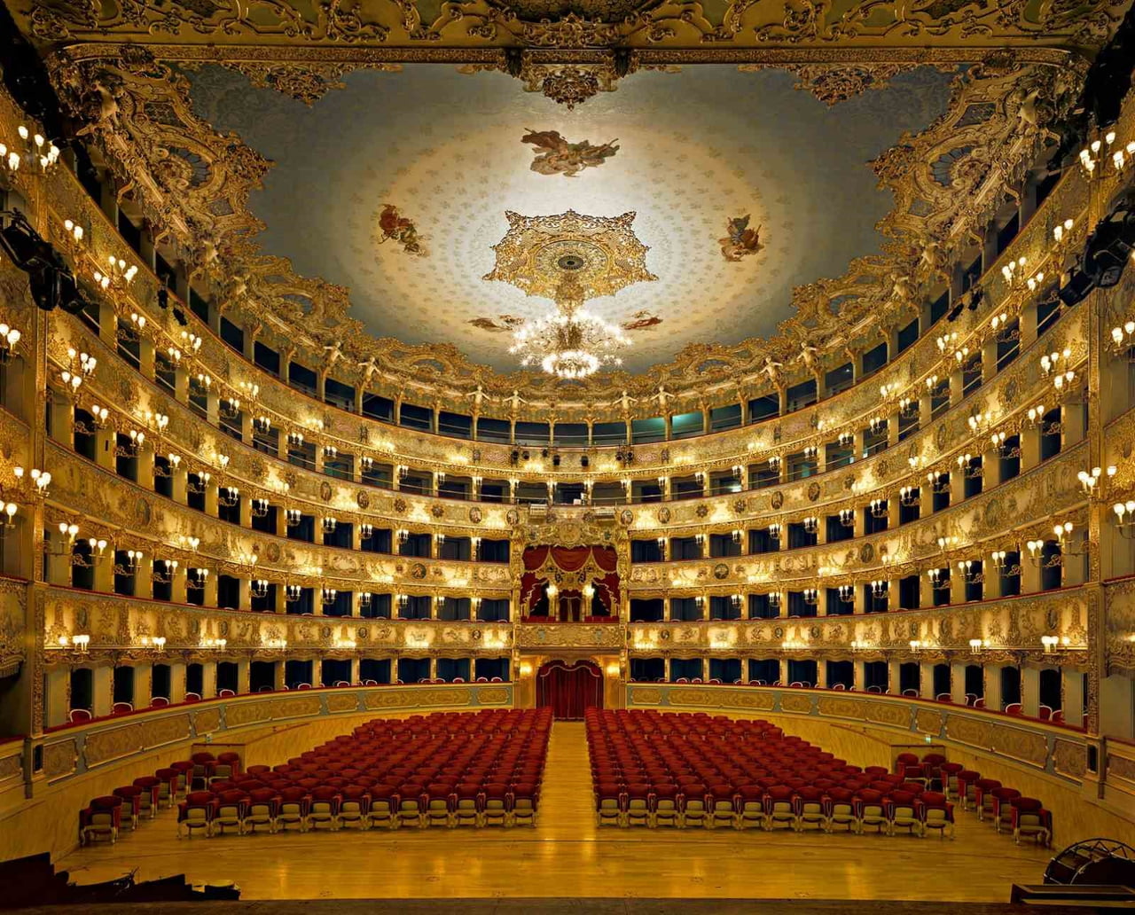 TRENDYOL SANAT, 15 NİSAN DÜNYA SANAT GÜNÜ’NÜ GENÇ VE BAĞIMSIZ SANATÇILARIN ÜRETİMİNİ DESTEKLEYİP...