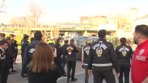 Trendyol Süper Lig'in 28. haftasında bu akşam Beşiktaş'ı konuk edecek Fenerbahçe, stadyuma...