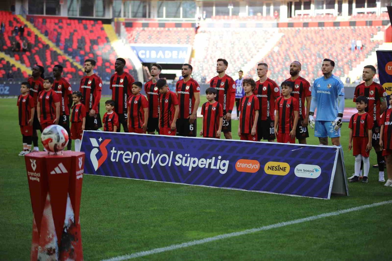 TRENDYOL SÜPER LİG'İN 28. HAFTASINDA GAZİANTEP FK EVİNDE CORENDON ALANYASPOR İLE KARŞILAŞIYOR....