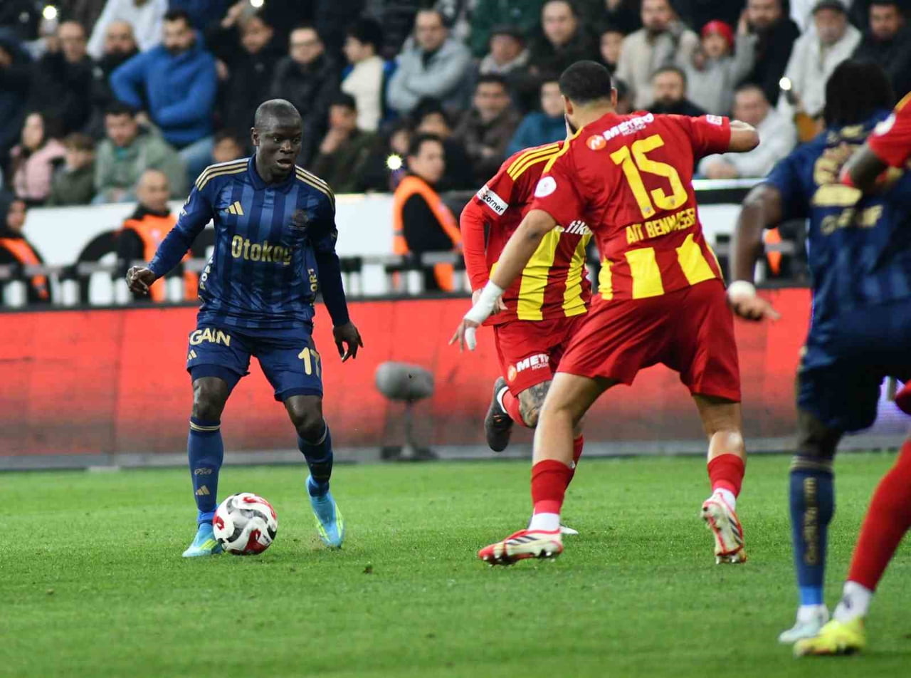 TRENDYOL SÜPER LİG'İN 29. HAFTASI KAYSERİSPOR: 0 - FENERBAHÇE: 4