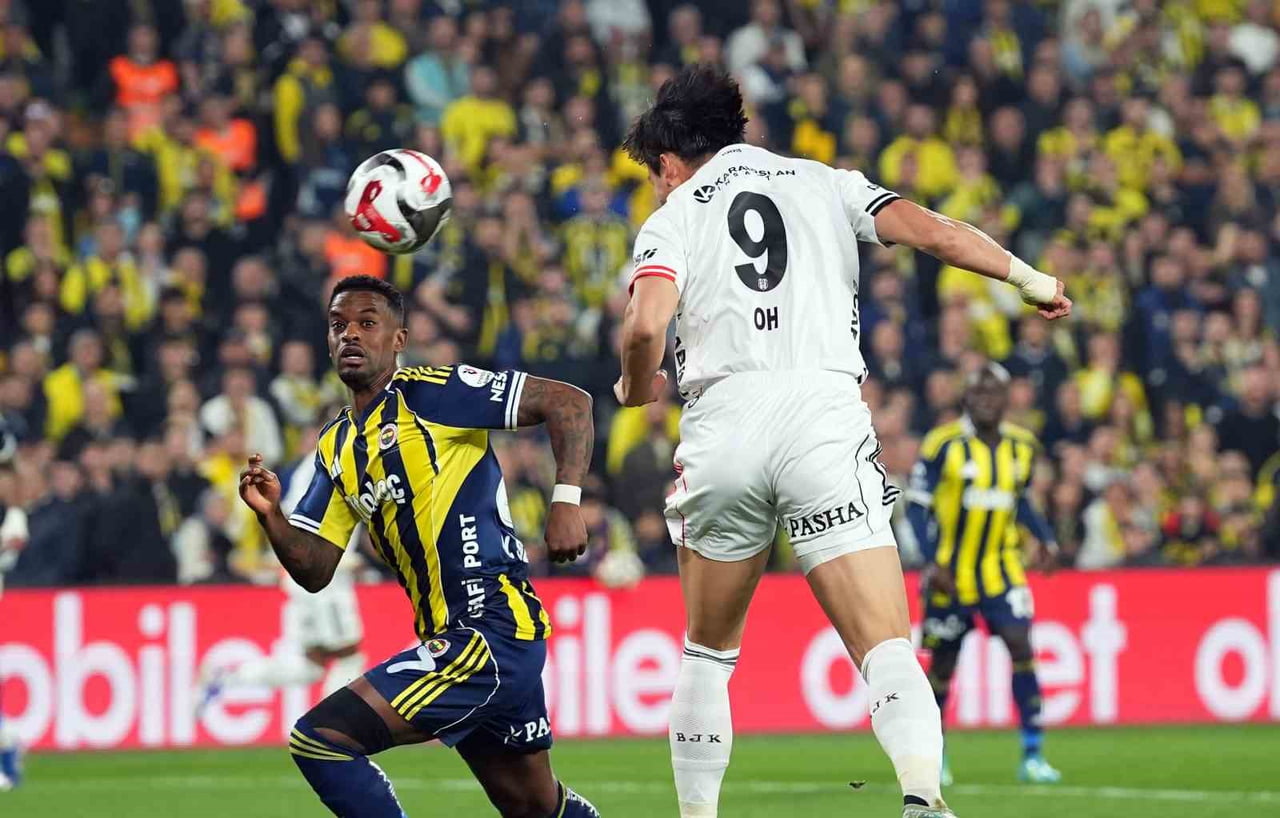 TRENDYOL SÜPER LİG’İN 28. HAFTASINDA FENERBAHÇE, BEŞİKTAŞ’I KONUK EDİYOR. MÜSABAKANIN İLK YARISI...