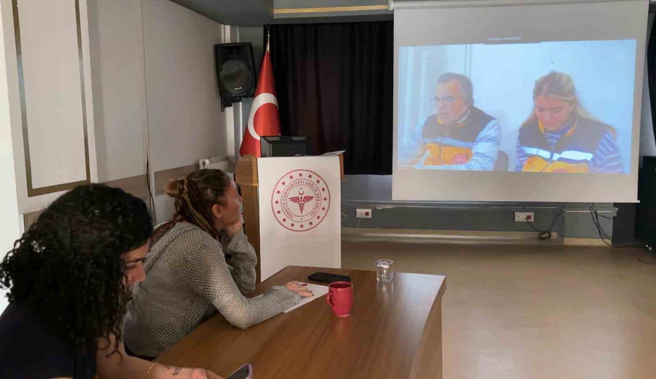 TUNCELİ’DE İLK KEZ DÜZENLENEN 1. TIBBİ ACİL ÇAĞRI YÖNETİMİ EĞİTİMİ İLE 112 ACİL ÇAĞRI MERKEZİ’NDE...