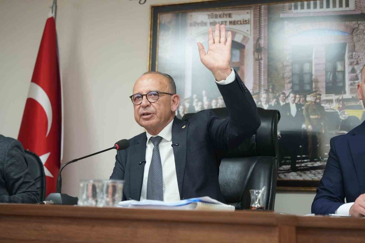 TURGUTLU BELEDİYESİ NİSAN AYI MECLİS TOPLANTISI, BELEDİYE BAŞKANI ÇETİN AKIN’IN AÇILIŞ...