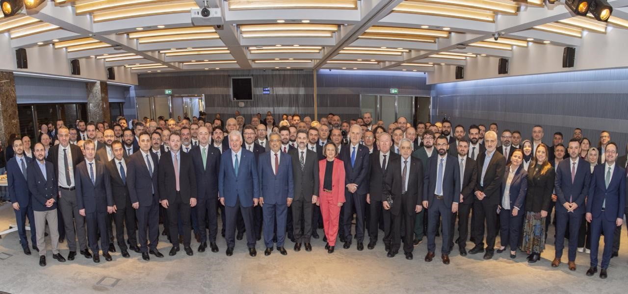 TÜRK HAVA YOLLARI'NDA BUGÜN DEVİR TESLİM TÖRENİ DÜZENLENDİ.