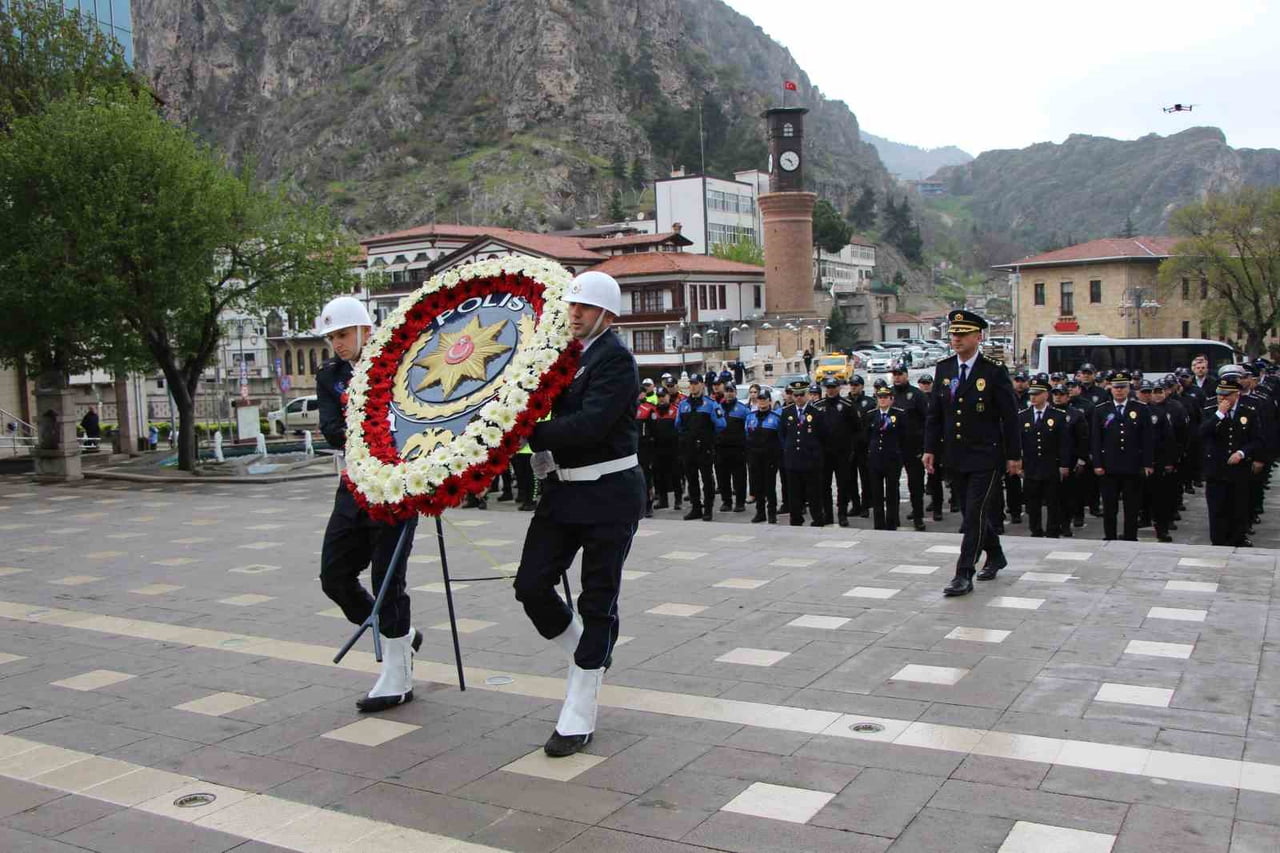 TÜRK POLİS TEŞKİLATI’NIN 181’İNCİ KURULUŞ YILDÖNÜMÜNÜ DOLAYISIYLA YAVUZ SELİM MEYDANI’NDAKİ...
