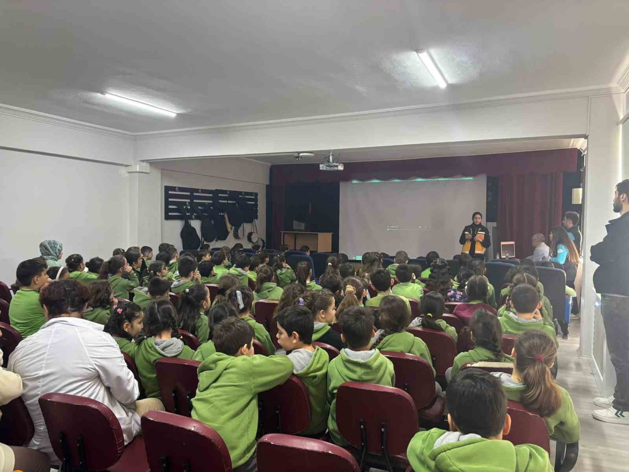 TÜRKELİ'DE MİNİKLERE SAĞLIK BİLİNCİ AŞILANDI TÜRKELİ İLÇESİNDE, ATATÜRK İLKOKULU ÖĞRENCİLERİNE...