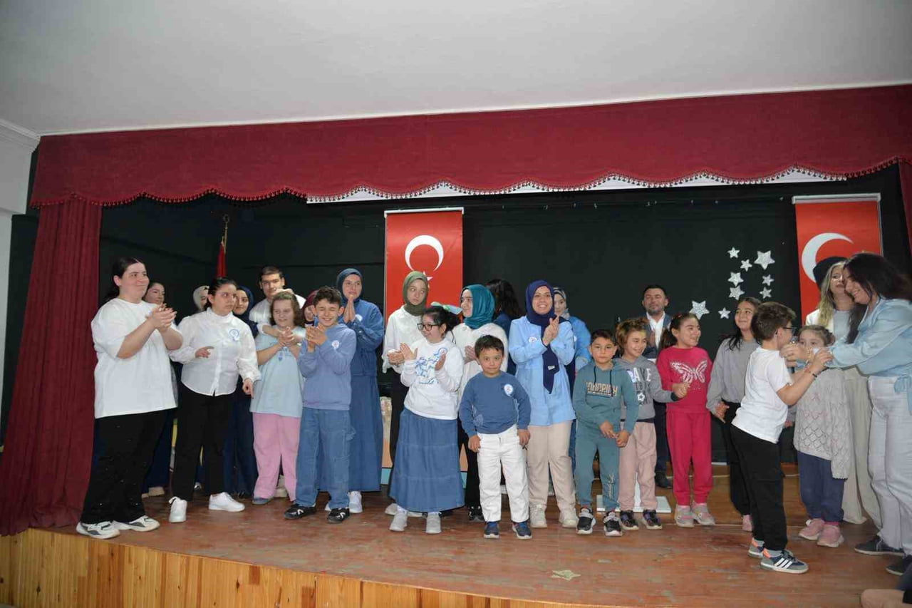TÜRKELİ'DE OTİZM FARKINDALIK GÜNÜ PROGRAMI TÜRKELİ İLÇESİNDE, 2 NİSAN DÜNYA OTİZM FARKINDALIK GÜNÜ...