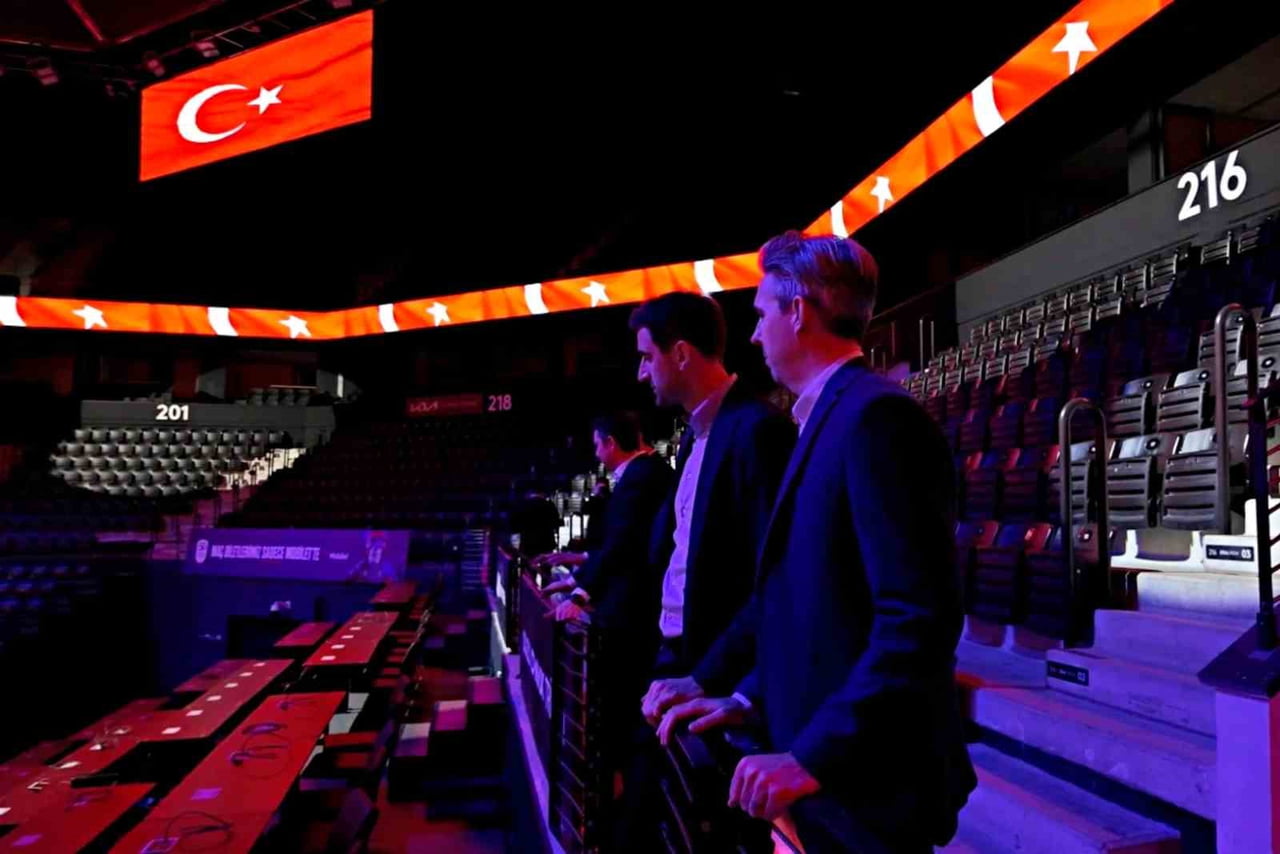 TÜRKİYE'DE TEMASLARDA BULUNAN NBA AVRUPA HEYETİ, TURKCELL BASKETBOL GELİŞİM MERKEZİ'Nİ ZİYARET...