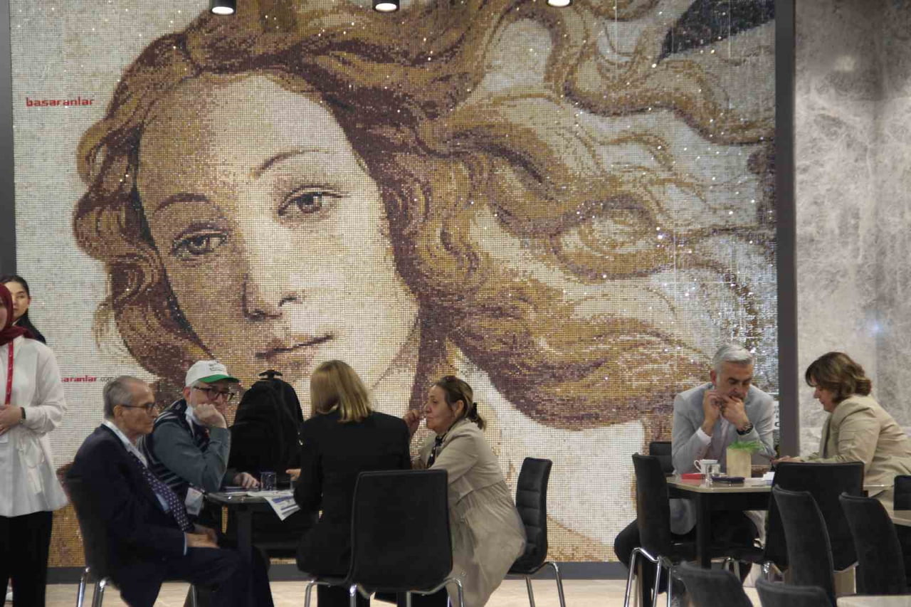 TÜRKİYE'NİN DOĞAL TAŞ ZENGİNLİĞİNİ DÜNYAYA TANITAN MARBLE İZMİR ULUSLARARASI DOĞALTAŞ VE...