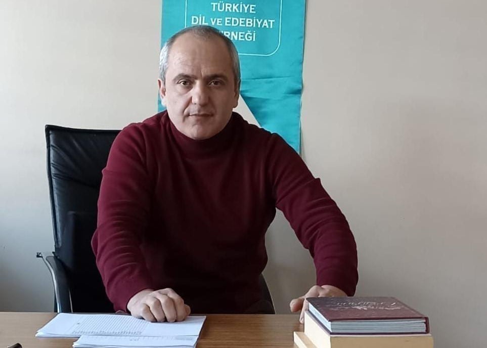 TÜRKİYE DİL VE EDEBİYAT DERNEĞİ ERZURUM ŞUBESİ YÖNETİM KURULU ÜYESİ TANER ÖZDEMİR
