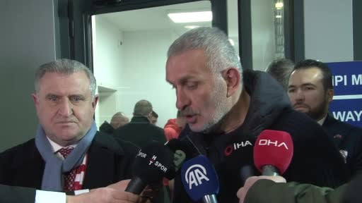 Türkiye Futbol Federasyonu (TFF) Başkanı İbrahim Hacıosmanoğlu, Romanya ve Kosova karşısında...