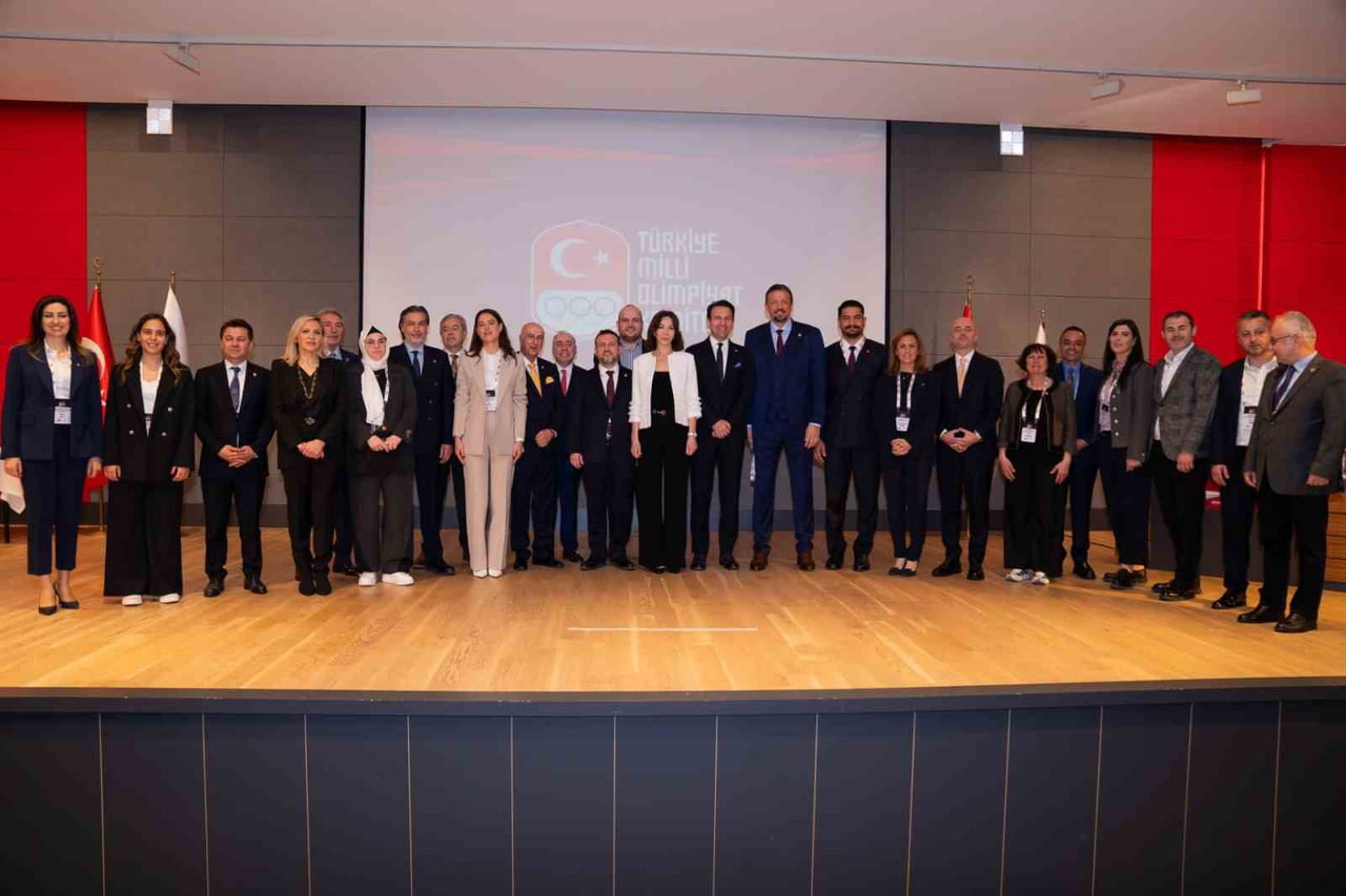 TÜRKİYE MİLLİ OLİMPİYAT KOMİTESİ’NİN (TMOK) OLAĞANÜSTÜ SEÇİMLİ GENEL KURULU TOPLANTISI’NDA PROF....