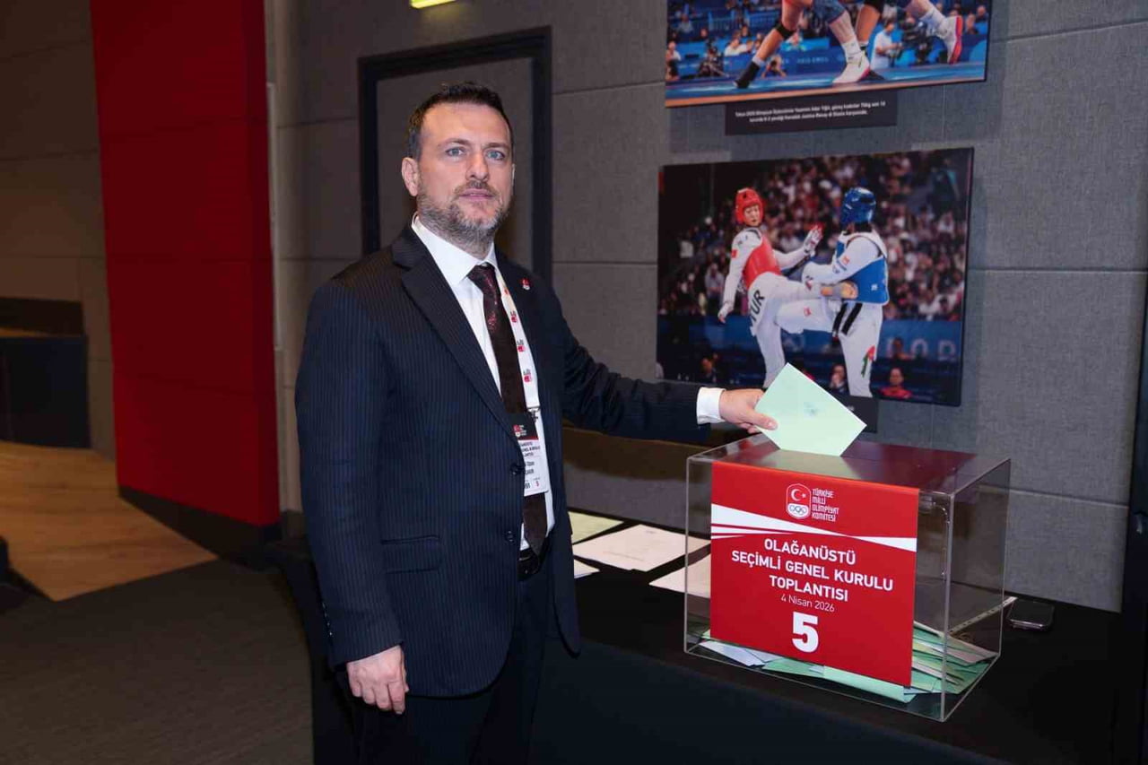 TÜRKİYE MİLLİ OLİMPİYAT KOMİTESİ’NİN (TMOK) OLAĞANÜSTÜ SEÇİMLİ GENEL KURULU TOPLANTISI’NDA PROF....