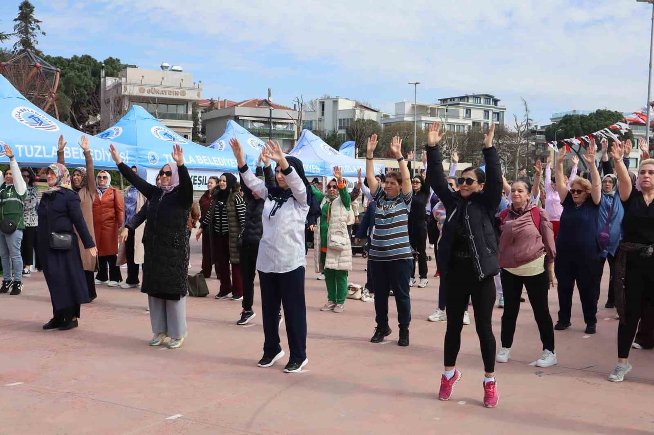 TUZLA BELEDİYESİ, 7-13 NİSAN DÜNYA SAĞLIK HAFTASI KAPSAMINDA FARKINDALIK OLUŞTURMAK AMACIYLA...