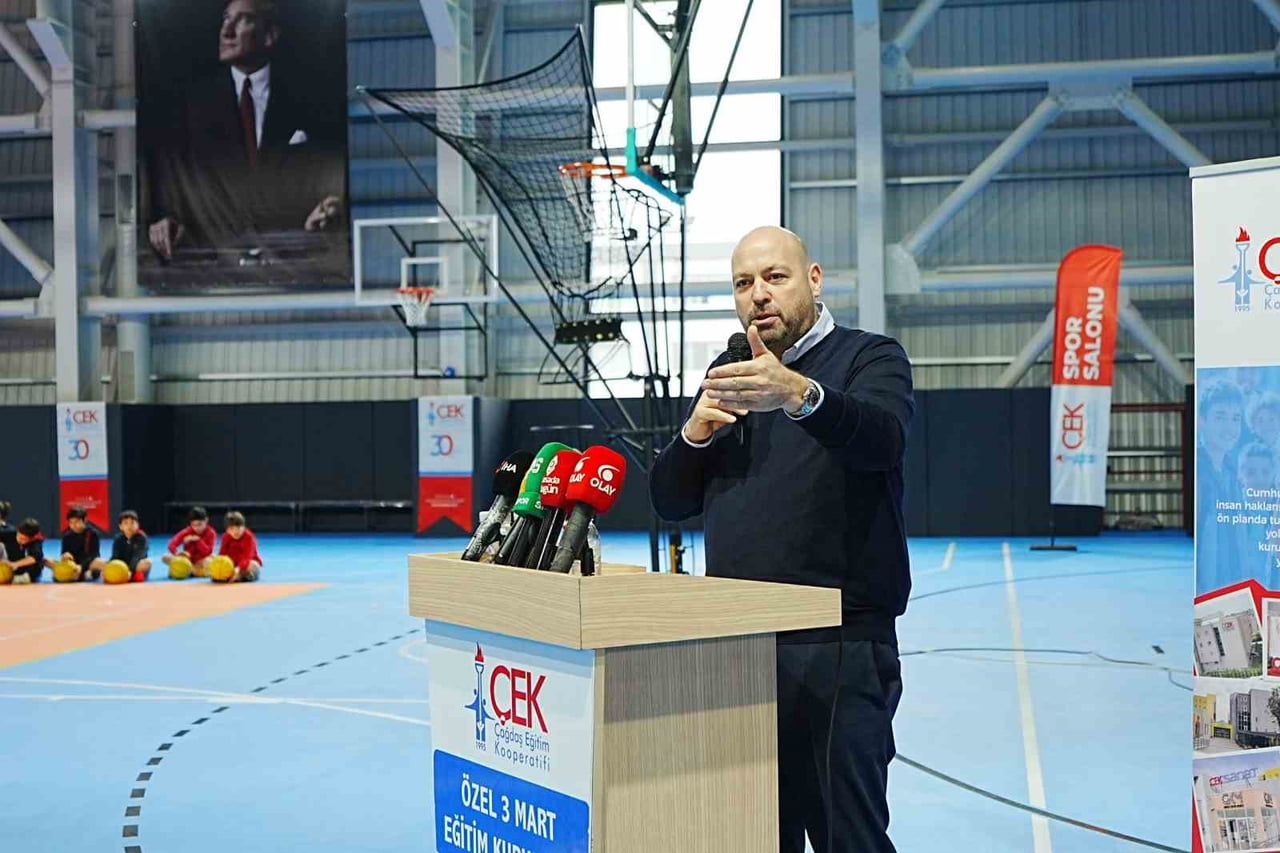 ULUDAĞ İÇECEK TÜRK A.Ş., ÖĞRENCİ VE GENÇ SPORCULARA BASKETBOL ŞUT MAKİNESİ HEDİYE...