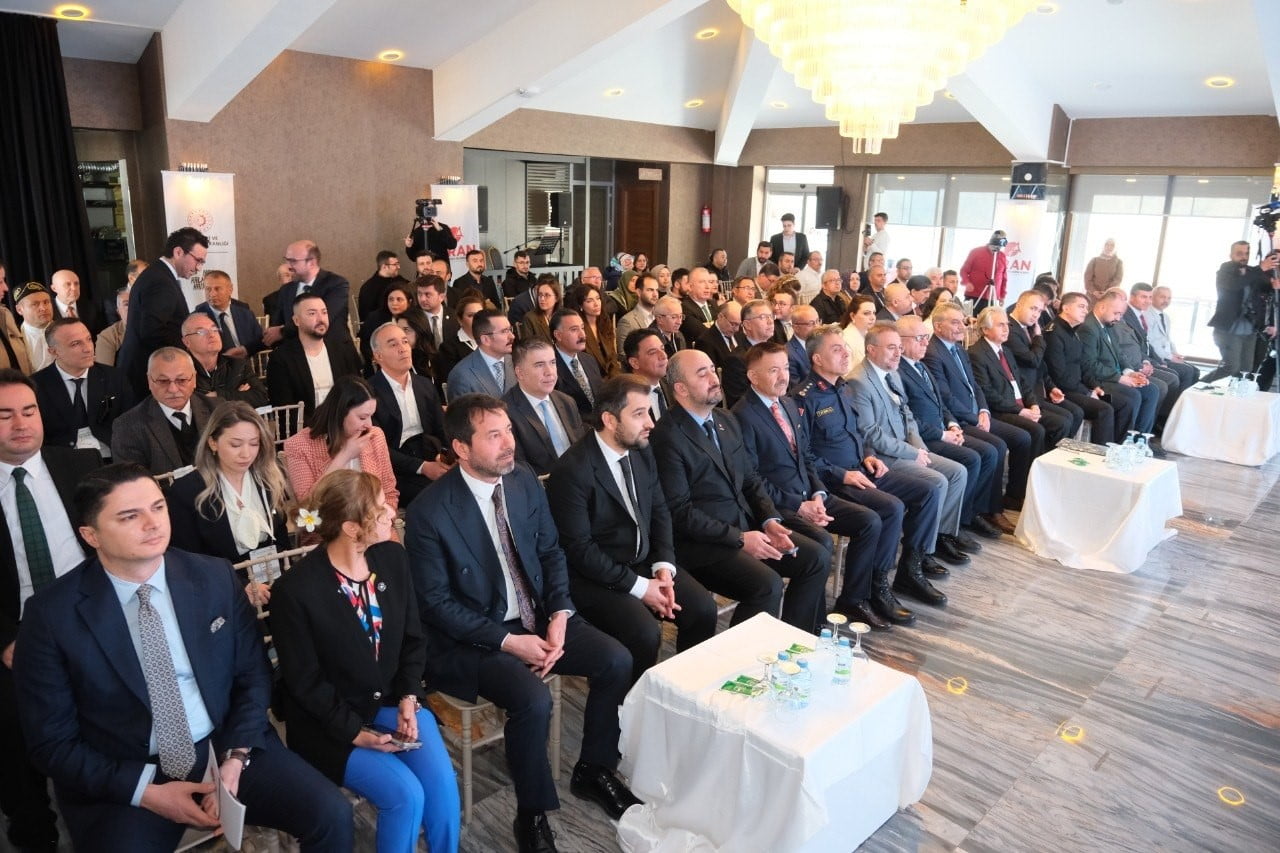 UNESCO ÖĞRENEN ŞEHİRLER YAKLAŞIMI ÇERÇEVESİNDE YEREL KALKINMA VE HAYAT BOYU ÖĞRENME KÜLTÜRÜNÜN...