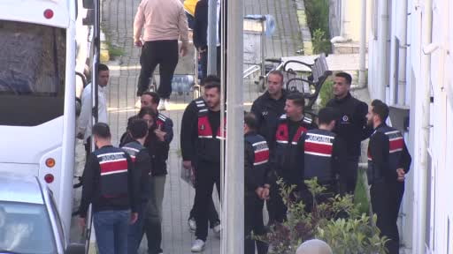 Ünlü isimlere yönelik yürütülen uyuşturucu soruşturması kapsamında gözaltına alınanlar saç ve kan...