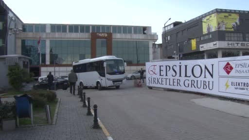 Ünlü isimlere yönelik yürütülen uyuşturucu soruşturması kapsamında gözaltına alınanlar saç ve kan...