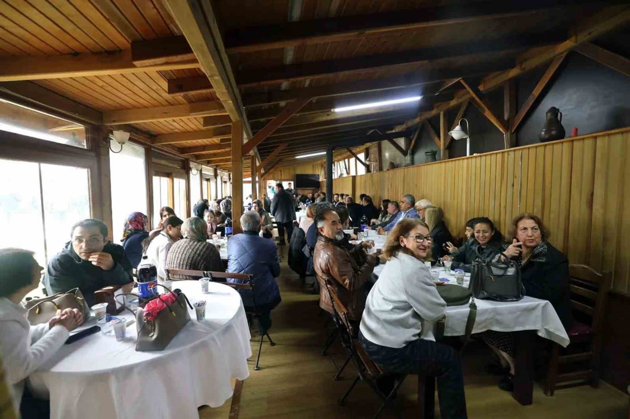 VALİ AKBIYIK DÜNYA MALATYALILAR GÜNÜ KUTLAMALARINA KATILDI