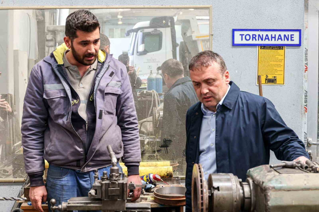 VALİ SÖZER GÜLÜMBE ŞANTİYESİ'NDE İNCELEMELERDE BULUNDU