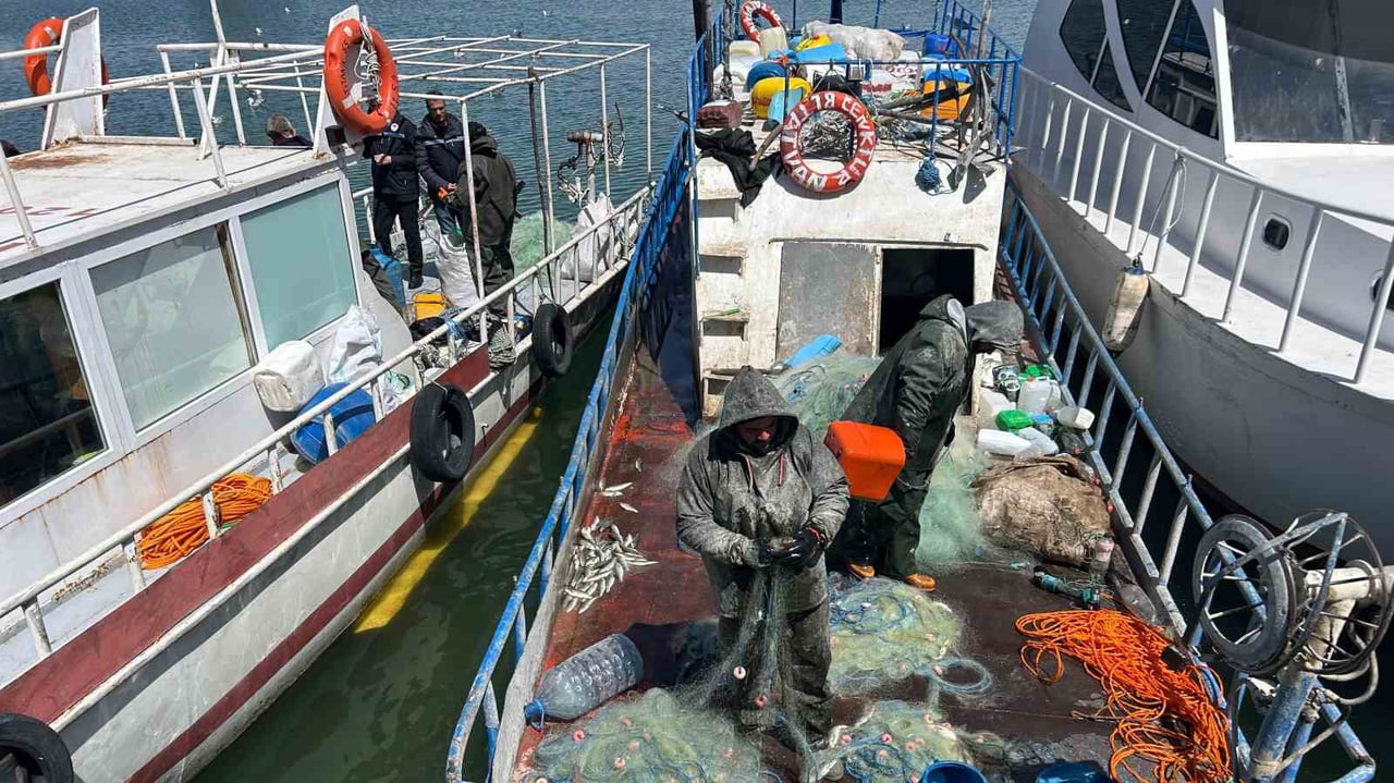 VAN GÖLÜ HAVZASI’NIN EN ÖNEMLİ DEĞERLERİNDEN BİRİ OLAN İNCİ KEFALİNİN (VAN BALIĞI) ÜREME YOLCULUĞU...