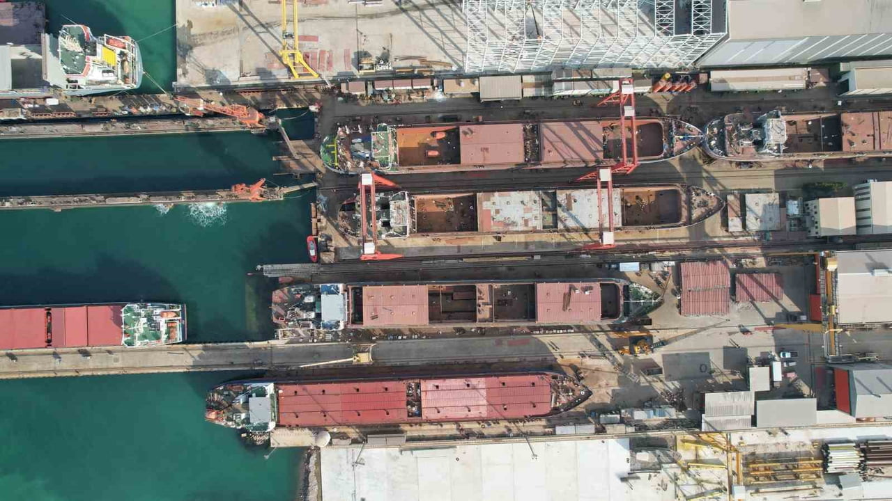 YALOVA’DA 2026 YILININ İLK 3 AYINDA YAPILAN İHRACAT BİR ÖNCEKİ YILIN AYNI DÖNEMİNE GÖRE YÜZDE 127...