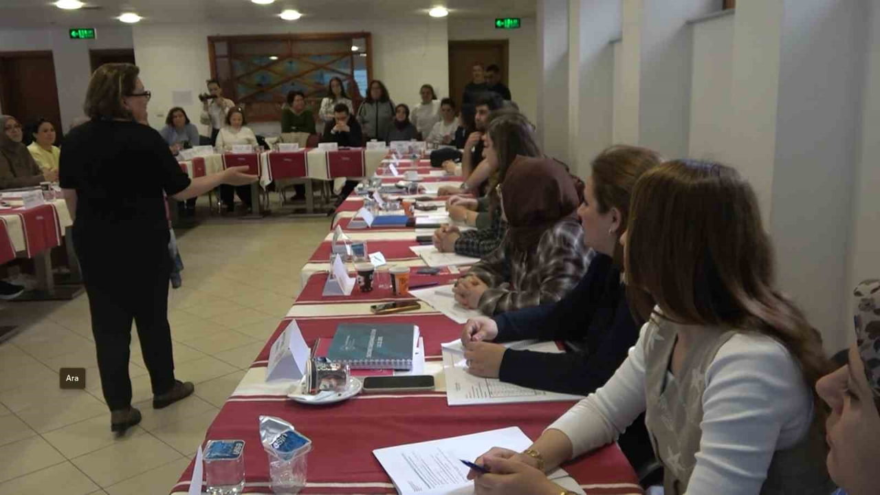 YALOVA’DA SAĞLIK BAKANLIĞI HALK SAĞLIĞI GENEL MÜDÜRLÜĞÜ TARAFINDAN EMZİRME DANIŞMANLIĞI VE ULUSAL...