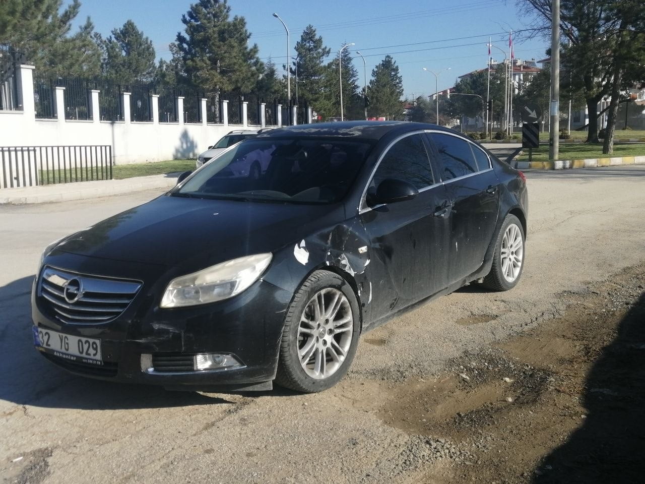 YALVAÇ İLÇESİNDE OTOMOBİL İLE MOTOSİKLETİN ÇARPIŞTIĞI KAZADA MOTOSİKLET SÜRÜCÜSÜ YARALANDI....