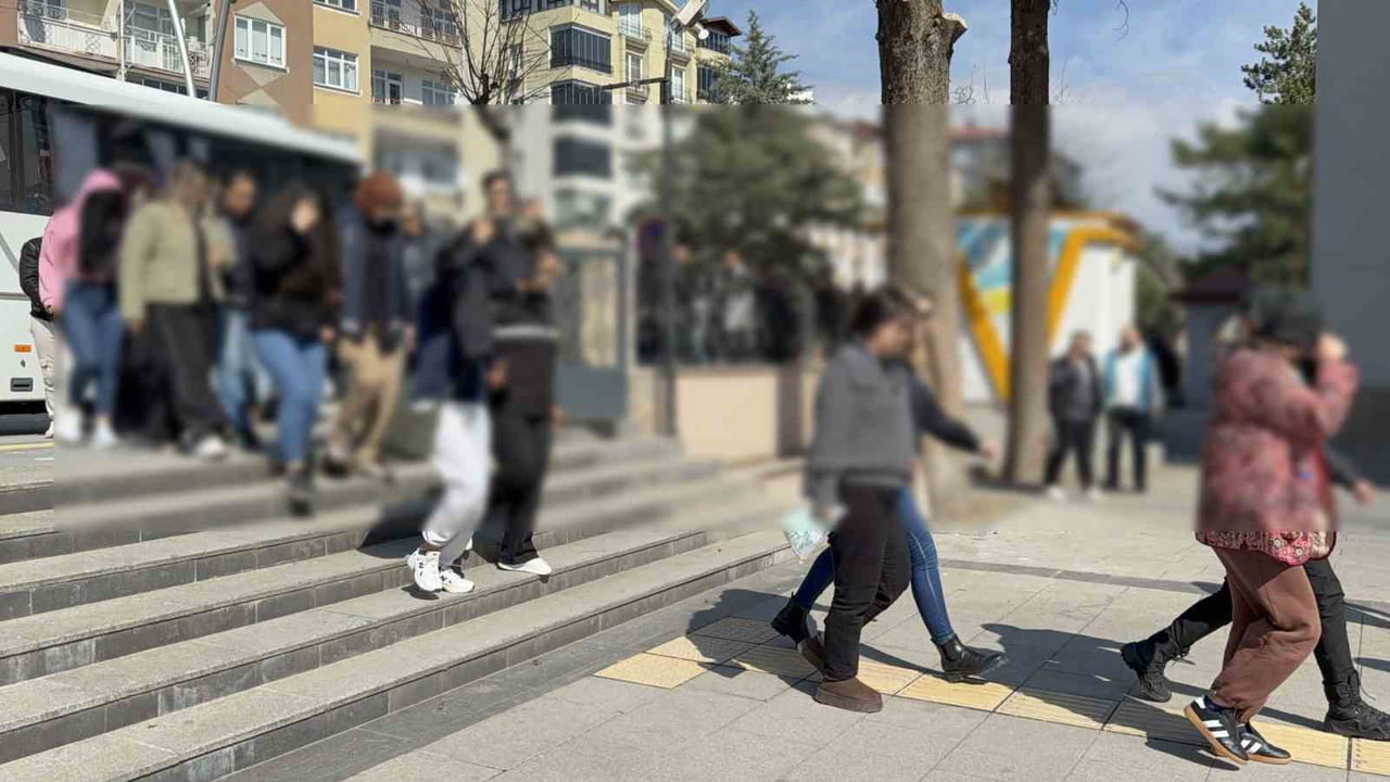 YASA DIŞI BAHİS OPERASYONUNDA 64 ŞÜPHELİ GÖZALTINA ALINIRKEN 40'I ADLİYEYE SEVK EDİLDİ.