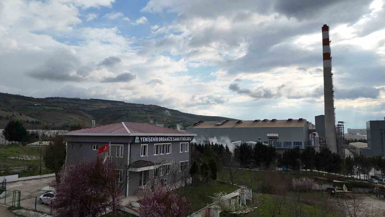 YENİŞEHİR BELEDİYE BAŞKANI ERCAN ÖZEL, İLÇENİN TARIM VE SANAYİYLE BÜYÜDÜĞÜNÜ SÖYLEDİ. BAŞKAN ÖZEL...