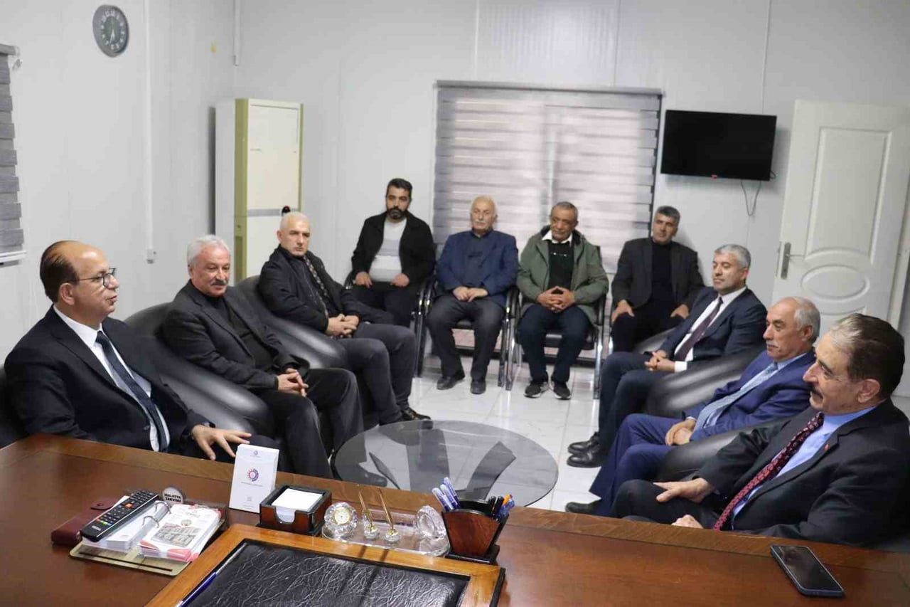 YEŞİLYURT BELEDİYE BAŞKANI İLHAN GEÇİT, MALATYA ESNAF VE SANATKARLAR ODALARI BİRLİĞİ (MESOB)...