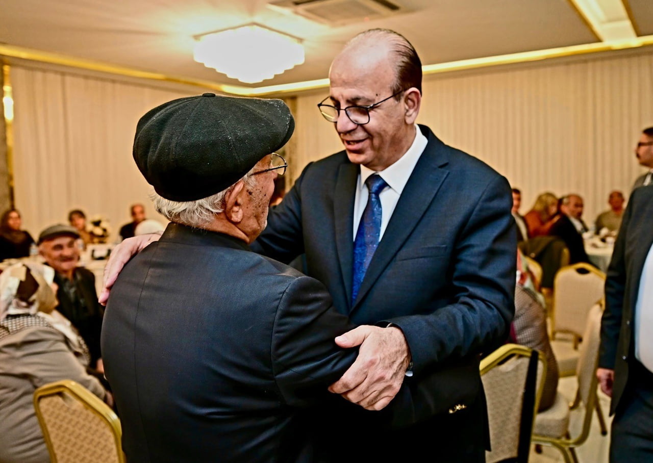 YEŞİLYURT’TA ‘BİR YASTIKTA YARIM ASIR’ ÖZEL PROGRAMINDA DUYGUSAL ANLAR YAŞANDI