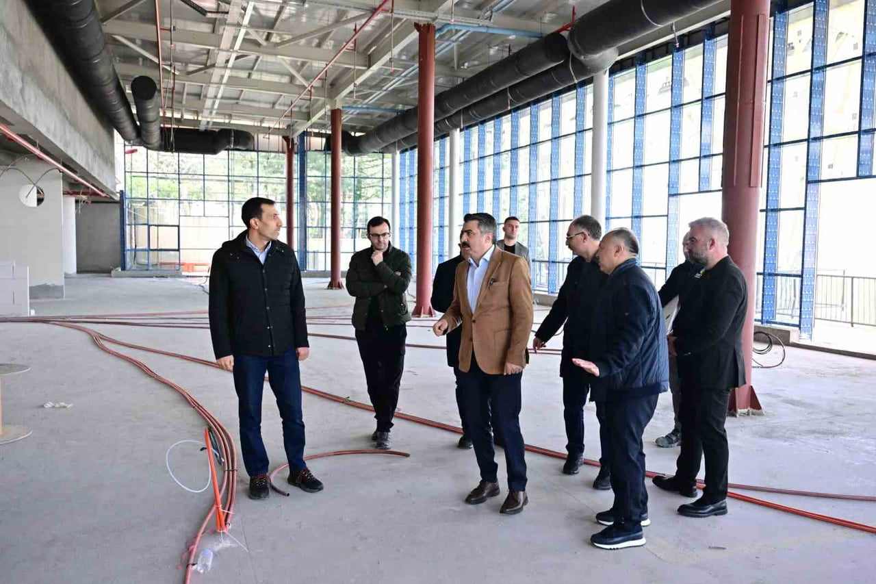 YILDIRIM BELEDİYESİ, PİREMİR PAZAR YERİ’Nİ 5 YILDIZLI GENÇLİK VE SPOR MERKEZİNE...