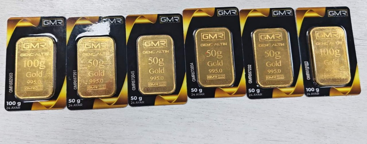 YOLCU OTOBÜSÜ İLE OTOMOBİLDE, TOPLAM DEĞERİ YAKLAŞIK 161 BİN EURO'YU AŞAN BEYAN EDİLMEMİŞ ALTIN...