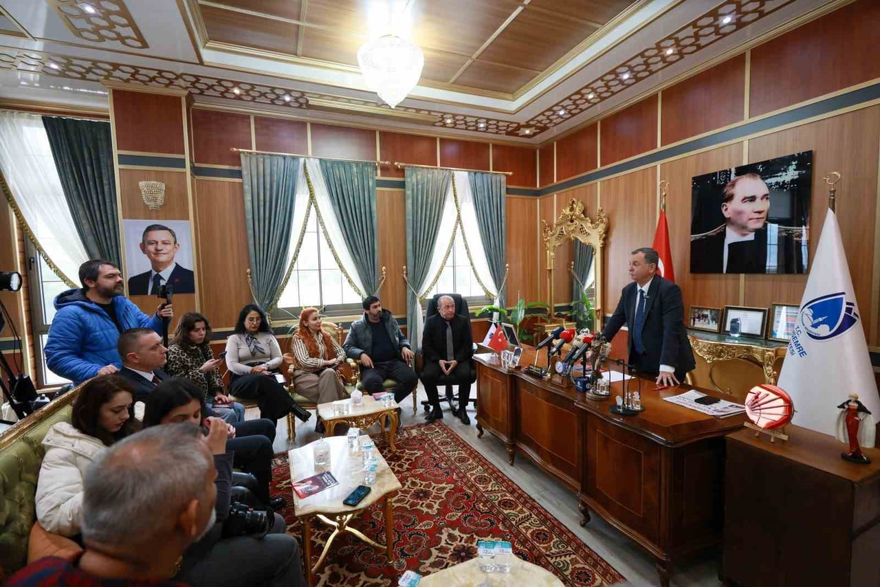 YUNUSEMRE BELEDİYE BAŞKANI SEMİH BALABAN, GÖREVE GELDİKLERİ GÜNDEN BU YANA HAYATA GEÇİRİLEN...