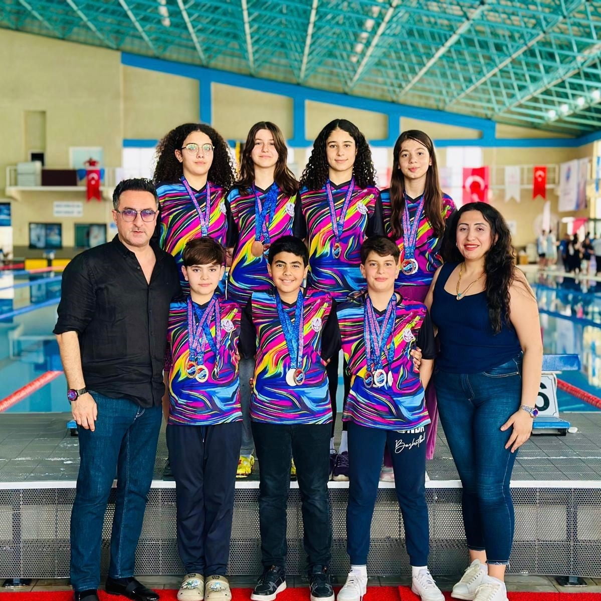 YÜZMEDE ELAZIĞ'A 19 MADALYA