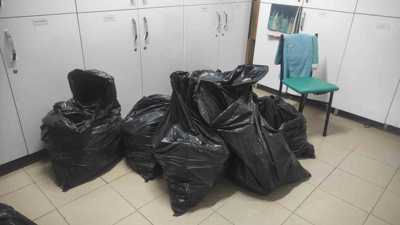 ZABITA EKİPLERİ GÜZELLİK SALONLARINA YAPTIĞI DENETİMDE SON KULLANMA TARİHİ GEÇEN BİN 500 ÜRÜNE EL...