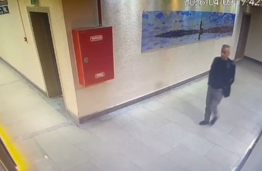 ZEYTİNBURNU’NDA ESKİ EŞİNİ VE KIZINI SİLAHLA ÖLDÜRDÜKTEN SONRA KAÇAN ŞÜPHELİ, POLİS EKİPLERİNCE...