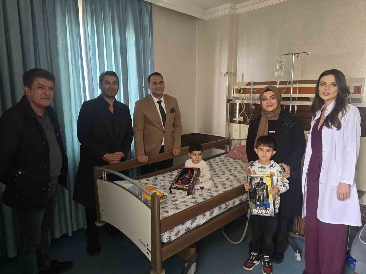 ZİYARETE, BAŞHEKİM ACİL TIP UZMANI DR. MEHMET BURAK PEKÖZ İLE HASTANE YÖNETİMİ DE EŞLİK...