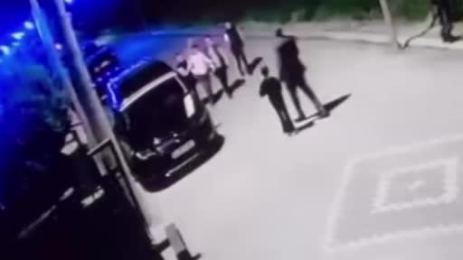 11 yaşındaki çocuğun öldüresiye darp edildiği anlar kamerada