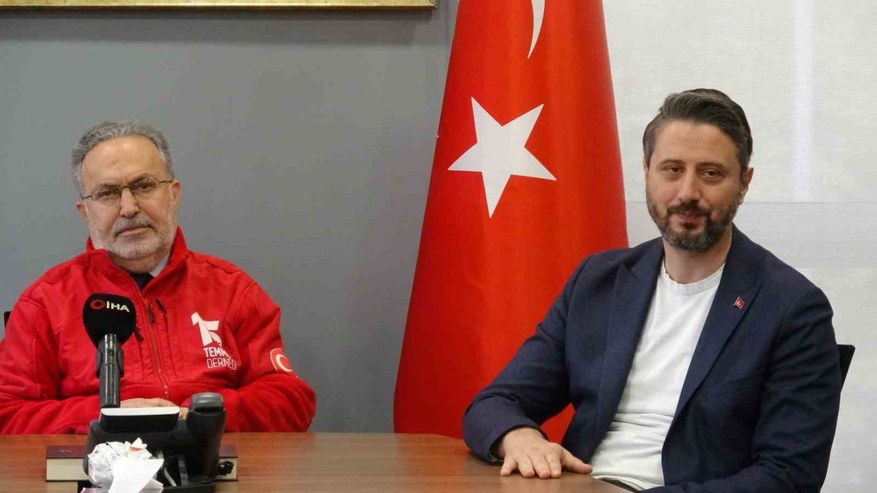 15 TEMMUZ DERNEĞİ İLE TÜRK KIZILAY İŞ BİRLİĞİNDE SURİYE'NİN İDLİB BÖLGESİNDEKİ KURBAN YARDIM...