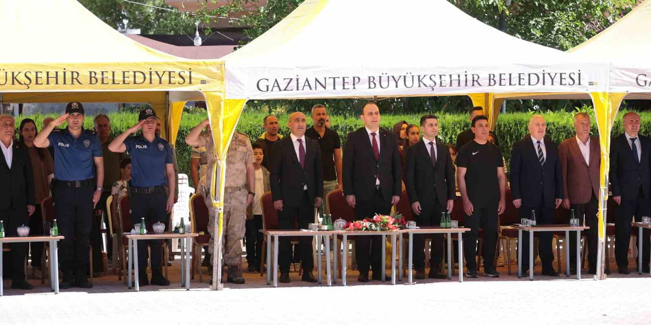 19 MAYIS ARABAN’DA COŞKUYLA KUTLANDI