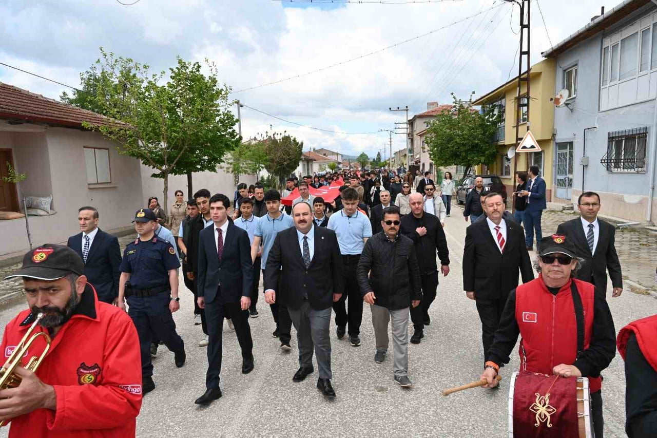19 MAYIS ATATÜRK’Ü ANMA, GENÇLİK VE SPOR BAYRAMI KAPSAMINDA İNÖNÜ’DE 107. YIL GENÇLİK YÜRÜYÜŞÜ...