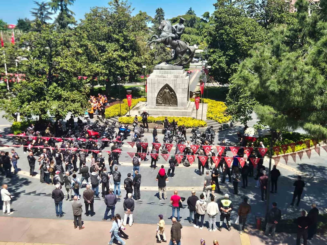 19 MAYIS ATATÜRK’Ü ANMA, GENÇLİK VE SPOR BAYRAMI KAPSAMINDA TÜRKİYE’NİN 81 İLİNDEN YOLA ÇIKAN...