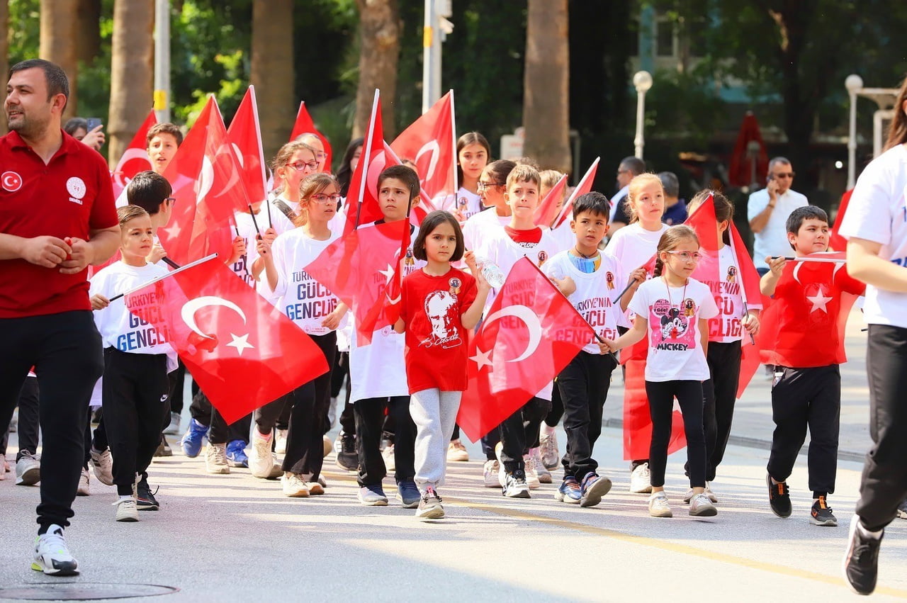 19 MAYIS ATATÜRK’Ü ANMA, GENÇLİK VE SPOR BAYRAMI’NI İÇİNE ALAN GENÇLİK HAFTASI BAŞLIYOR....