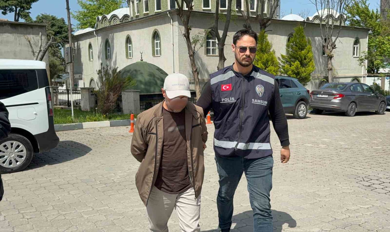 2 ÇOCUK BABASI M.K.(47) POLİS TARAFINDAN GÖZALTINA ALINDI.