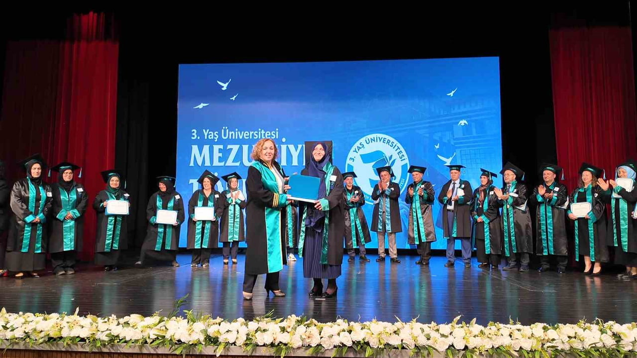 2018 YILINDA MEME KANSERİNE YAKALANAN 64 YAŞINDAKİ MERYEM SARIAHMETOĞLU, VERDİĞİ YAŞAM...