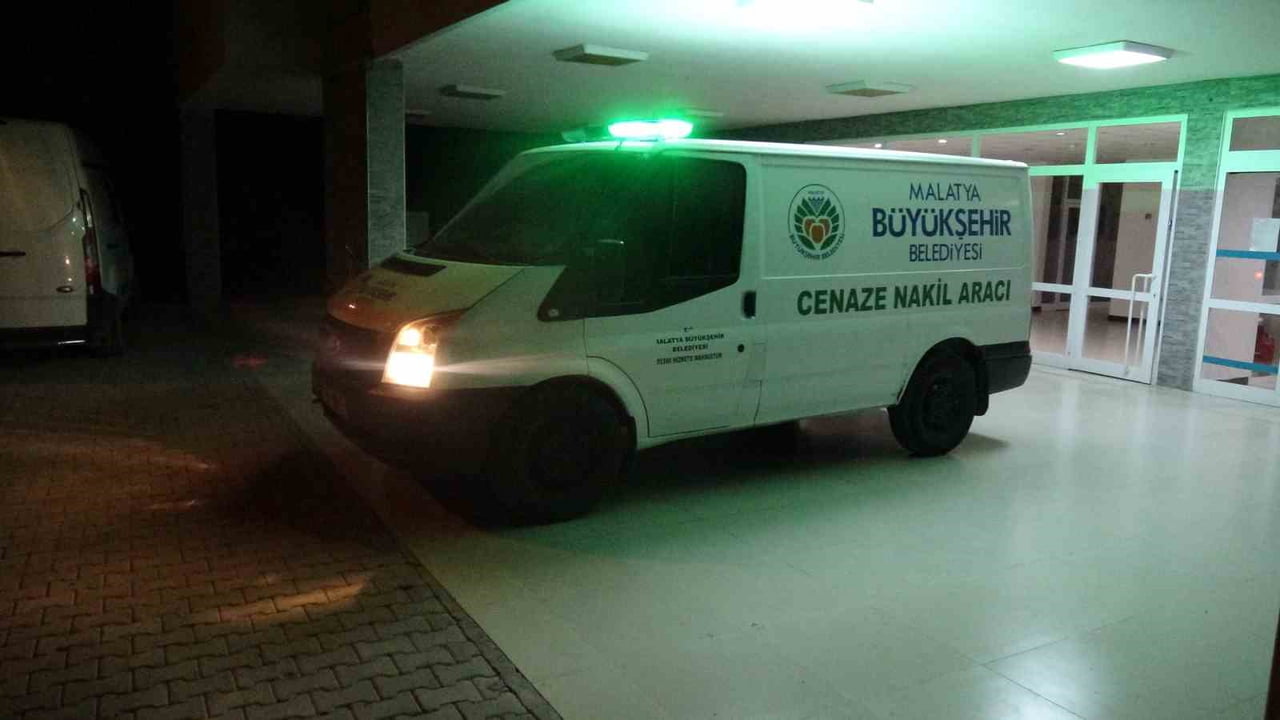 24 YAŞINDAKİ GENÇ BAKIM MERKEZİNDE ÖLÜ BULUNDU