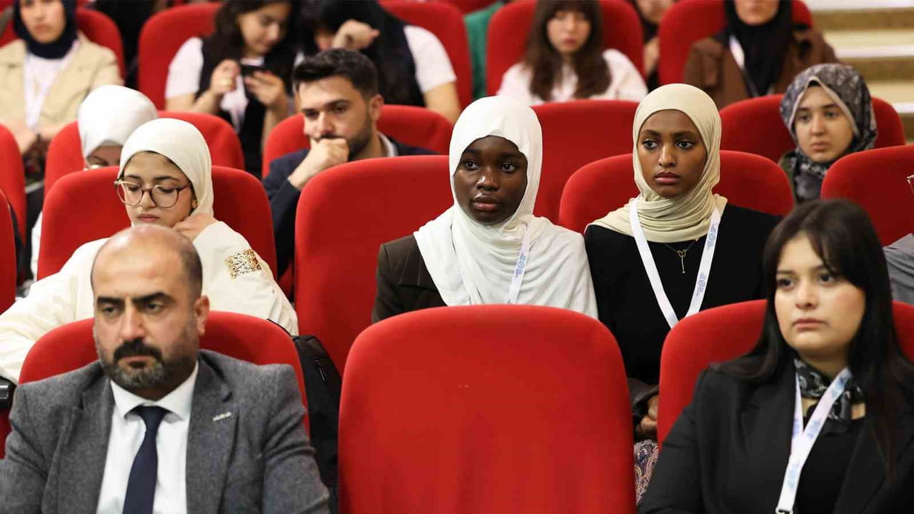 55 ÜLKEDEN 200 ÖĞRENCİ GAZIMOIC 2026’DA BİR ARAYA GELDİ